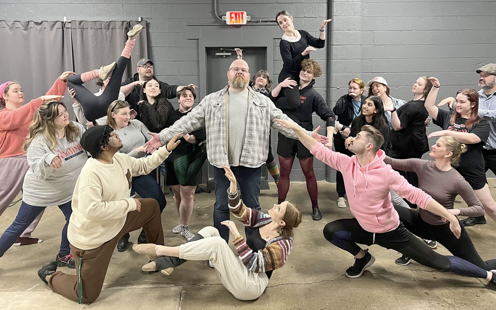Three Rivers Music Theatre and Fort Wayne Dance Collective have come together to present Cats at the University of Saint Francis’ Robert Goldstine Performing Arts Center, opening March 2.